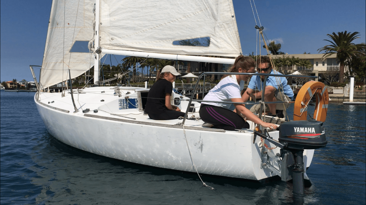 keelboat-start-helming-1.png