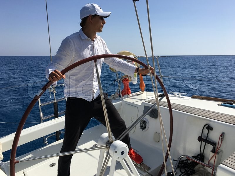 ya-bareboat-charter-skipper.jpg