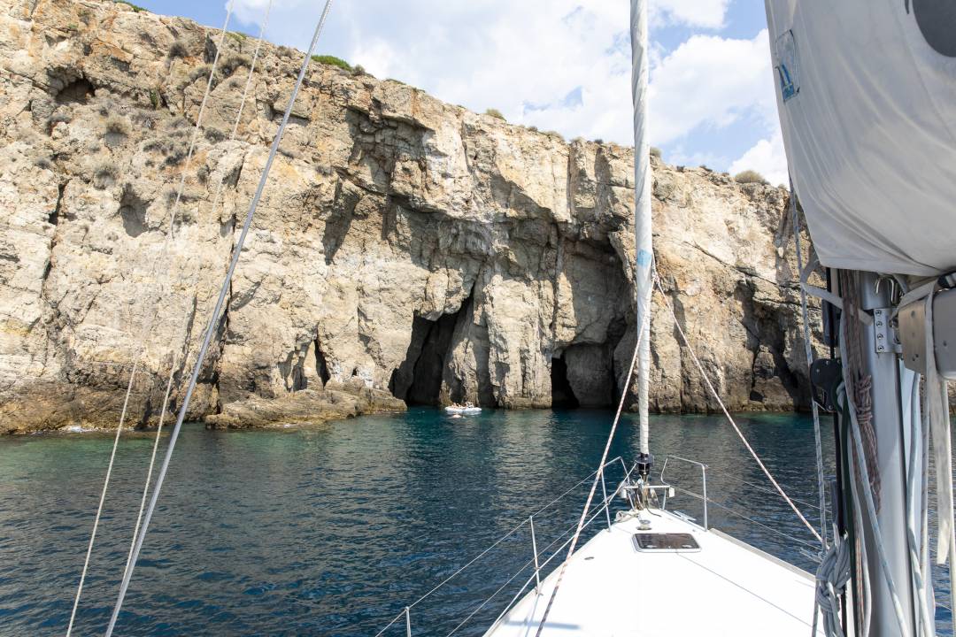 EU18_Greece_180910_0B1A7891_Fleves-Caves-e1685512104525.jpg